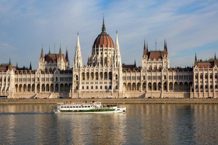 BEFANA A BUDAPEST – Dal 4 al 7 Gennaio 2024